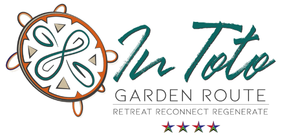 In Toto Retreat Logo